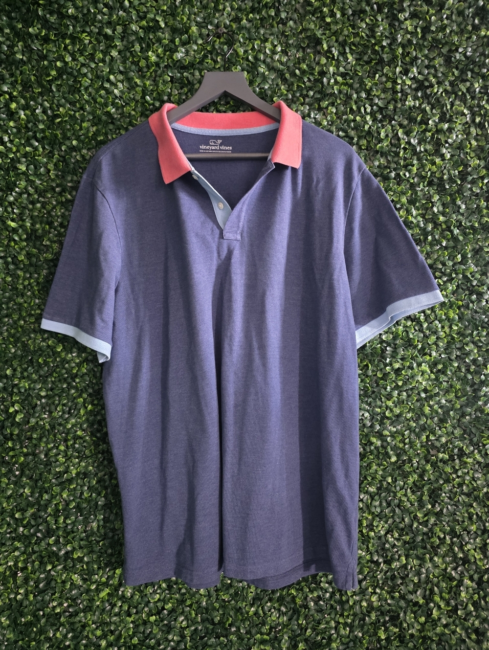 Vineyard Vines Men's  Navy Polo Size XL